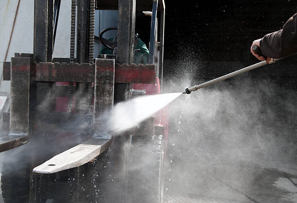 Best Pressure Washing Estimates  in Yale, MI